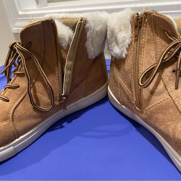 Pop Tan sneakers size: 9.5 - Picture 4 of 5